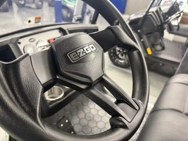 2025 E-Z-GO Liberty™ ELiTE Lithium Slate - Image 7